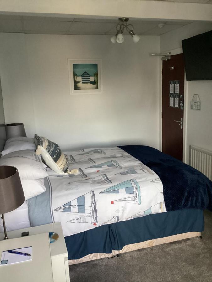 Bed and Breakfast By The Seaside à Blackpool Extérieur photo
