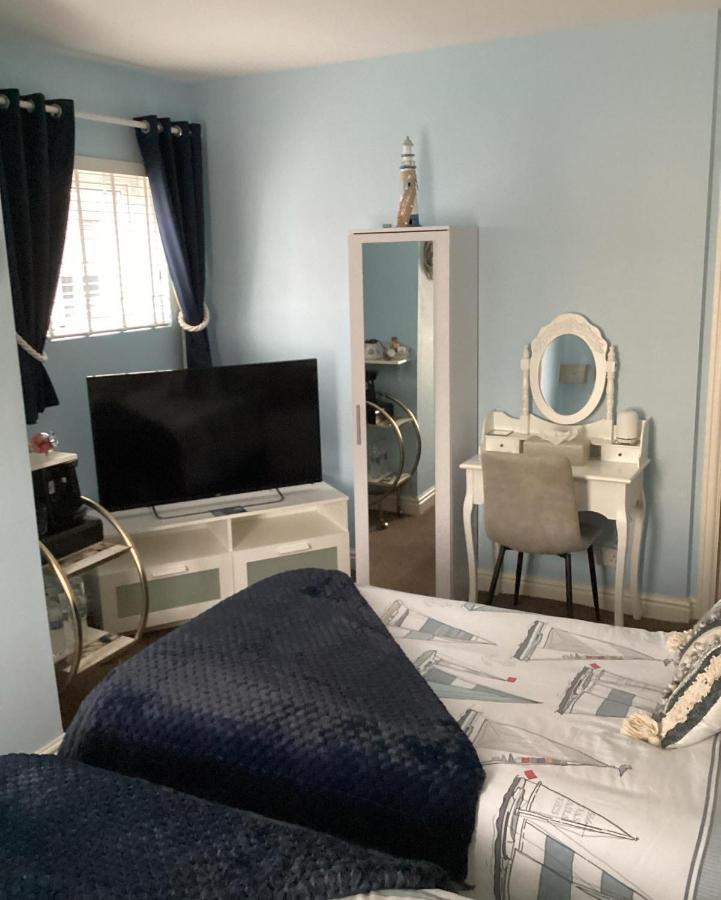Bed and Breakfast By The Seaside à Blackpool Extérieur photo